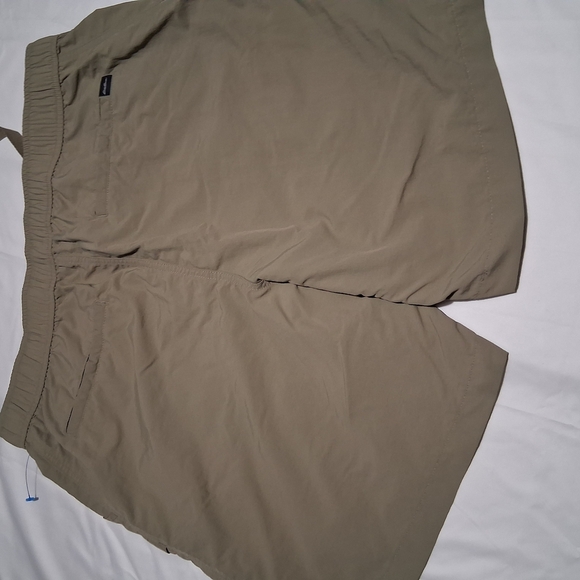 Eddie Bauer Men's Shirt - Gray - Picture 3 of 8